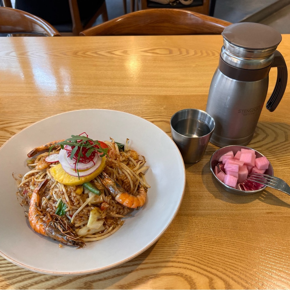 Meet your Posher, Nai-Shi G. - Picture 11 of 16